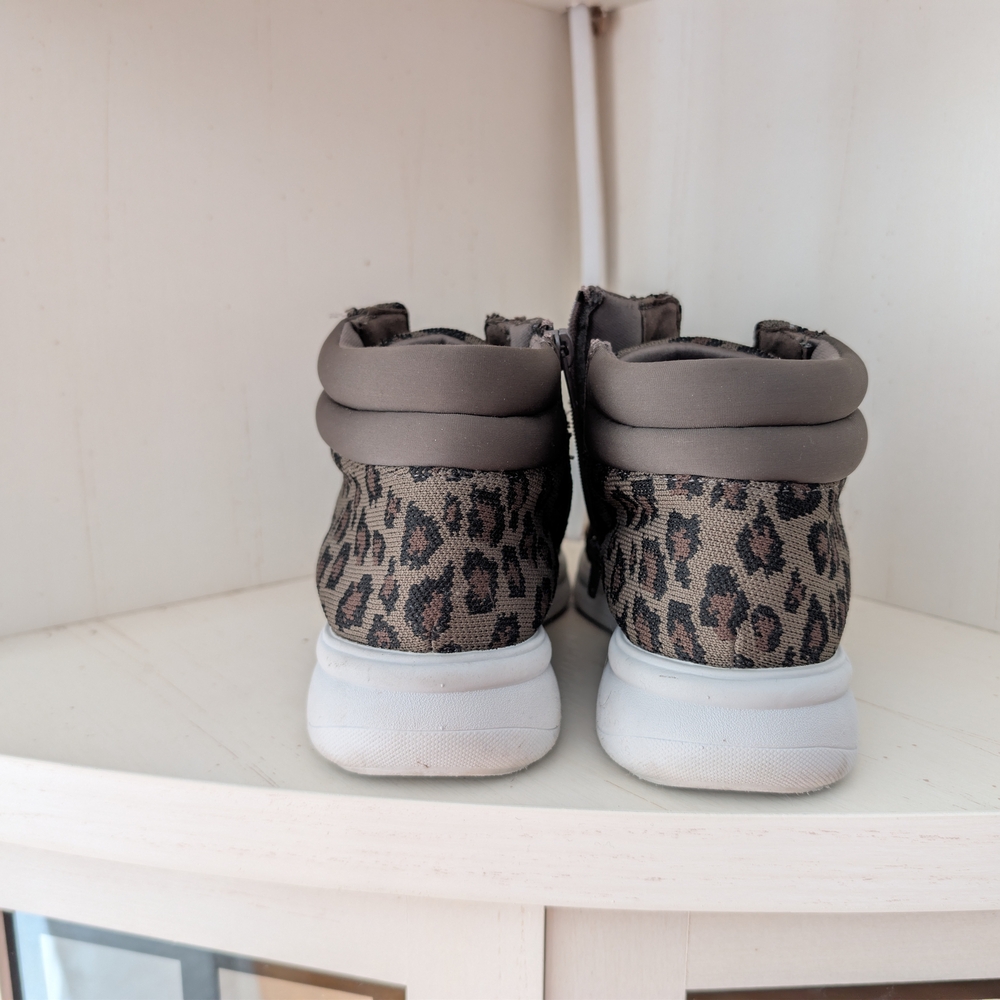 Clarks Cloudsteppers Olive Brown Leopard High-Top Sneakers Women's Size 7.5 - Picture 3 of 5